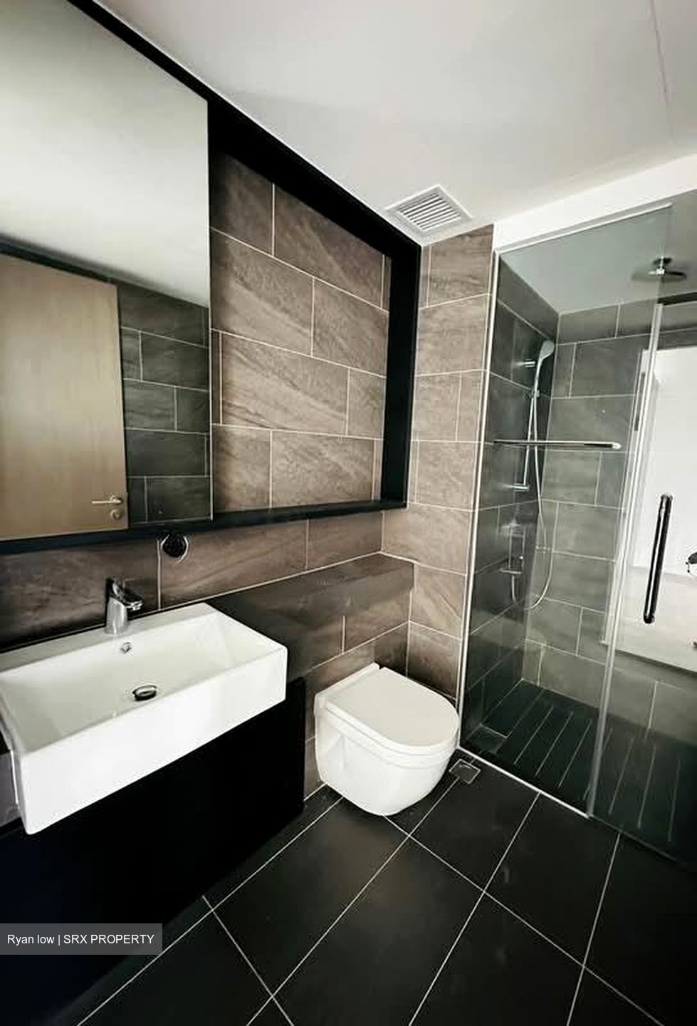 Affinity At Serangoon (D19), Apartment #566110231